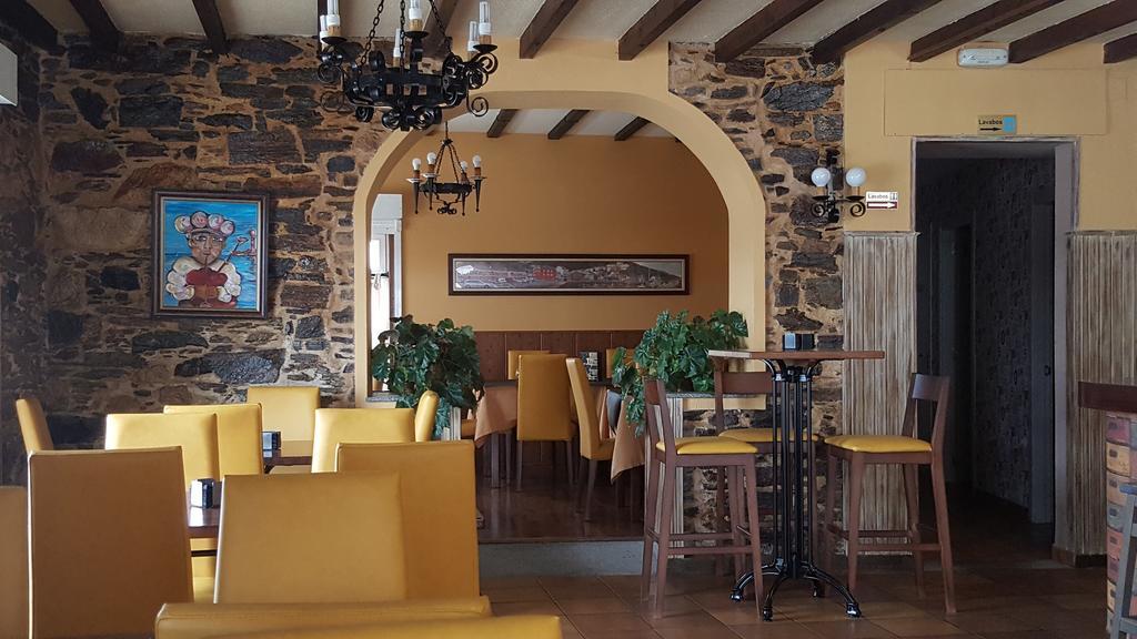 Hostal O Forno Porto do Barqueiro Esterno foto